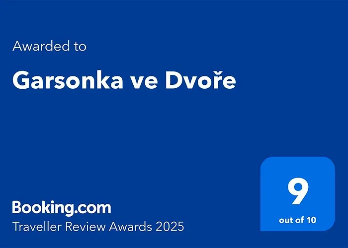 Garsonka Ve Dvore